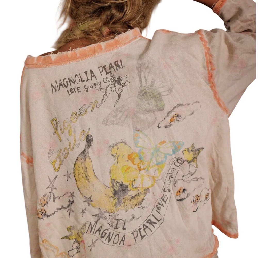 MAGNOLIA PEARL STAR RAINBOW HERMOSA DISTRESSED SWEATSHIRT NWT Butterflies Roses - Picture 2 of 8